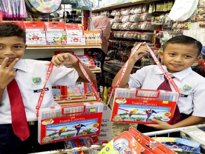 Education School Assistance for Unfortunate Students in Malaysia